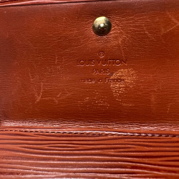 Preowned Louis Vuitton Double Snap Trifold Epi Brown Wallet - Picture 7 of 9